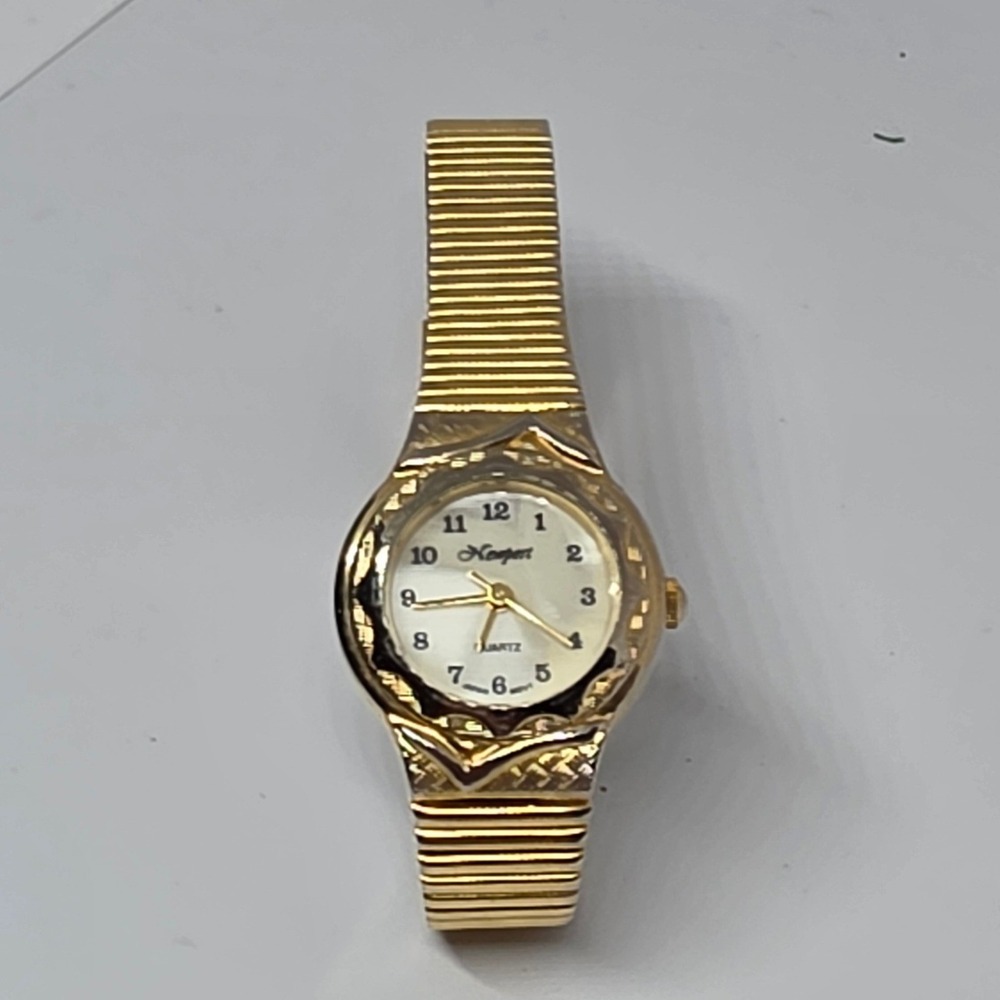 Newport Quartz Women's Gold Tone Expandable Stretch Band Dress Watch